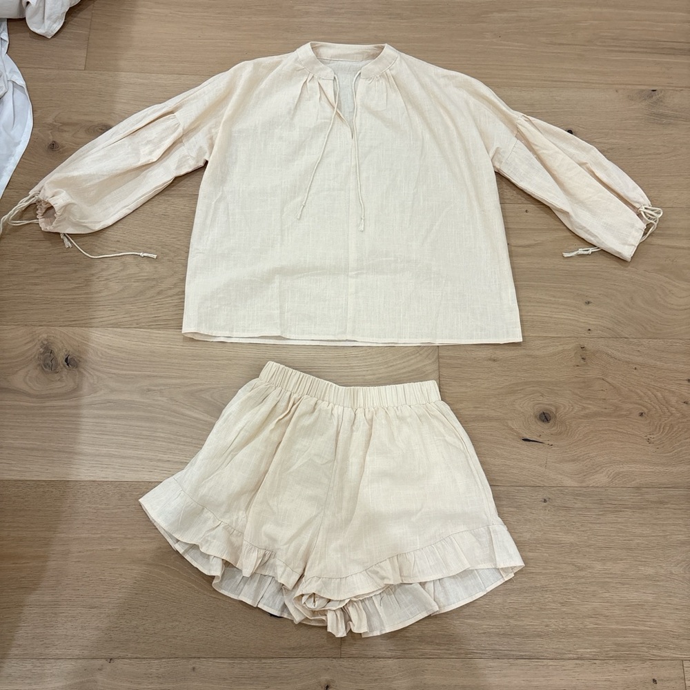 Cream Long Sleeve Top and Shorts Set